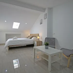  Apartamento Esparteros 6, Estudios España