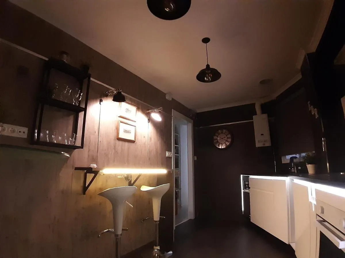 Apartamento E&R Malaga Centro- Parking Gratis 0*,