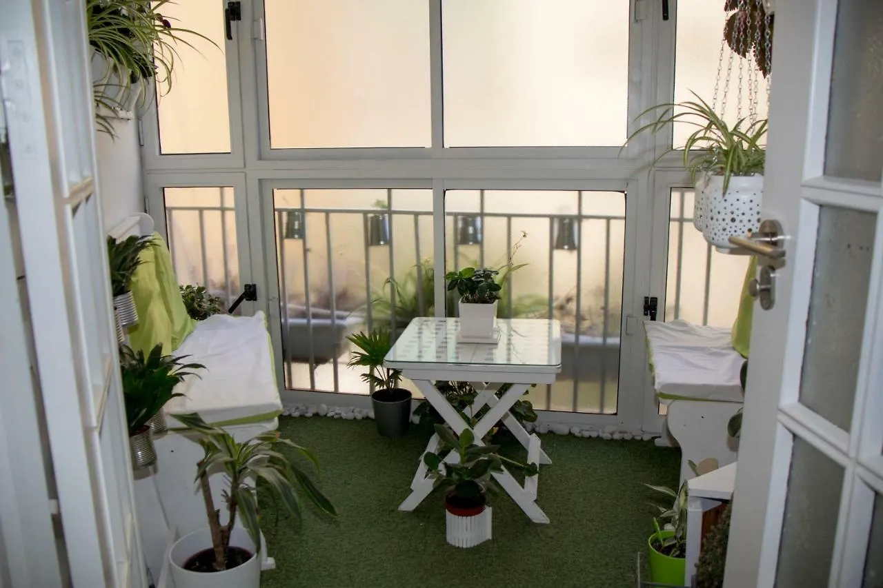 Apartamento E&R Malaga Centro- Parking Gratis 0*,